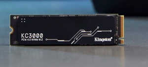 kingston_kc3000_ssd_300